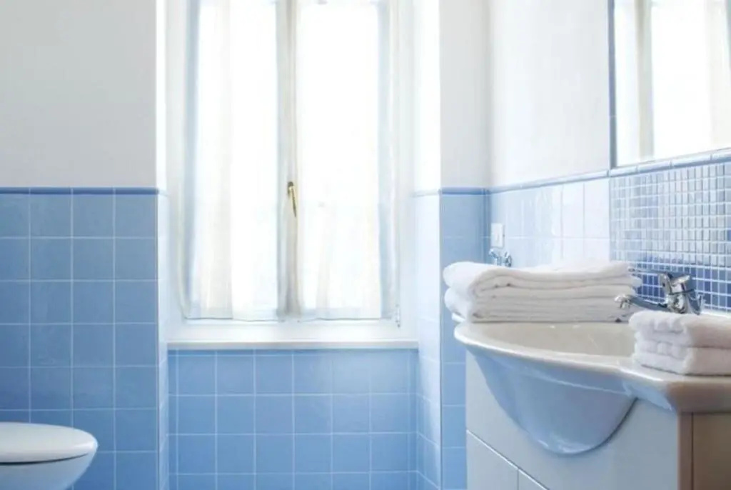 Ferienwohnung für 4 Personen 1 Kind ca 90 m in San Felice del Benaco, Gardasee Westufer Gardasee