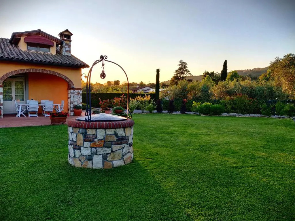 Tuscan Villa exclusive use of private pool A/C Wifi Villa Briciola