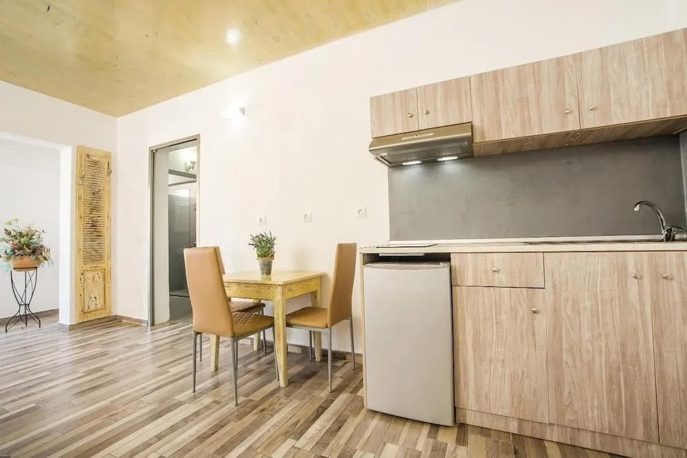 Lisabeth Studio Apartments