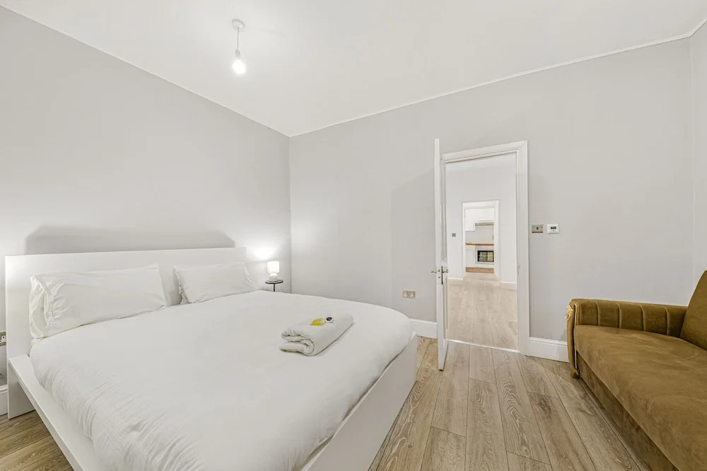The Knightsbridge Deluxe apartment