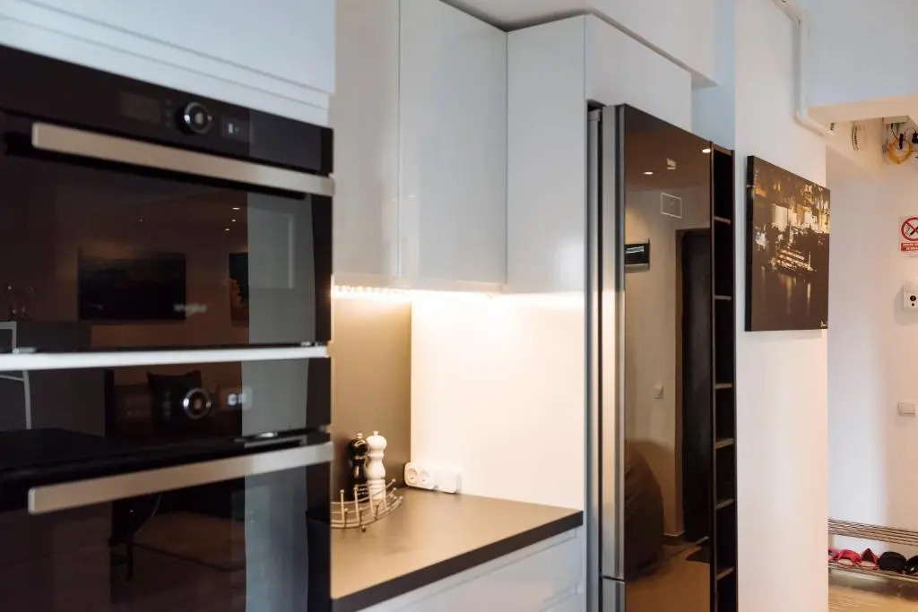 Tres Chic DOUBLE sized Apartment