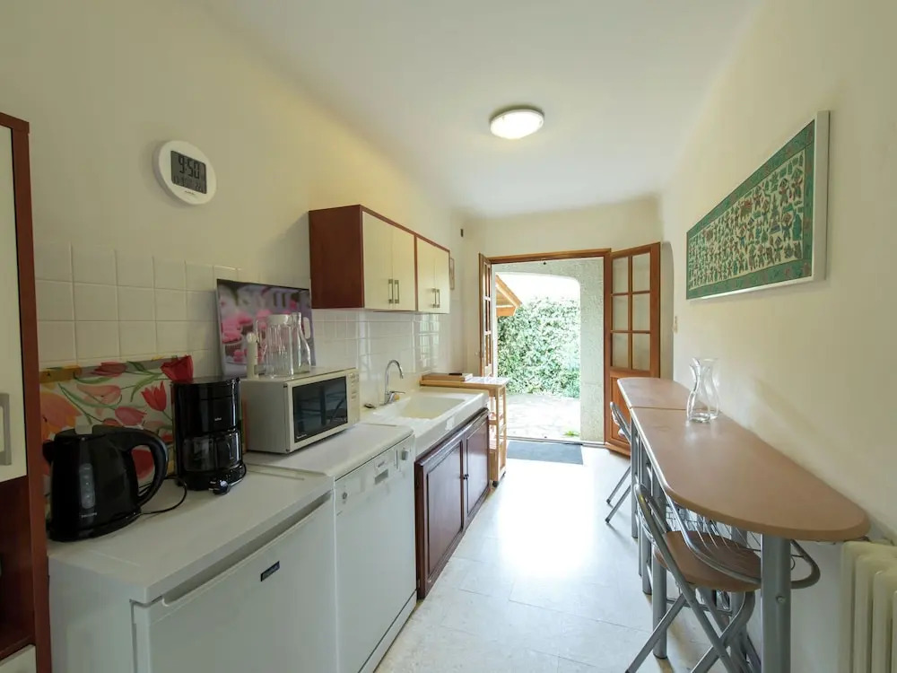 Sunny Villa Stay in Nyons