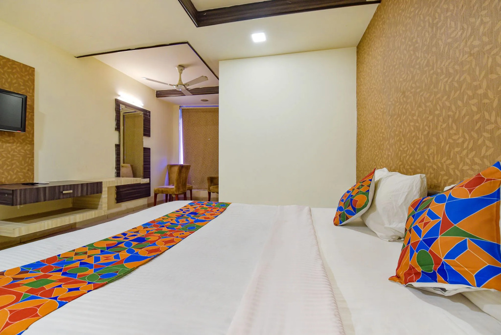 Treebo Trend Kia Residency