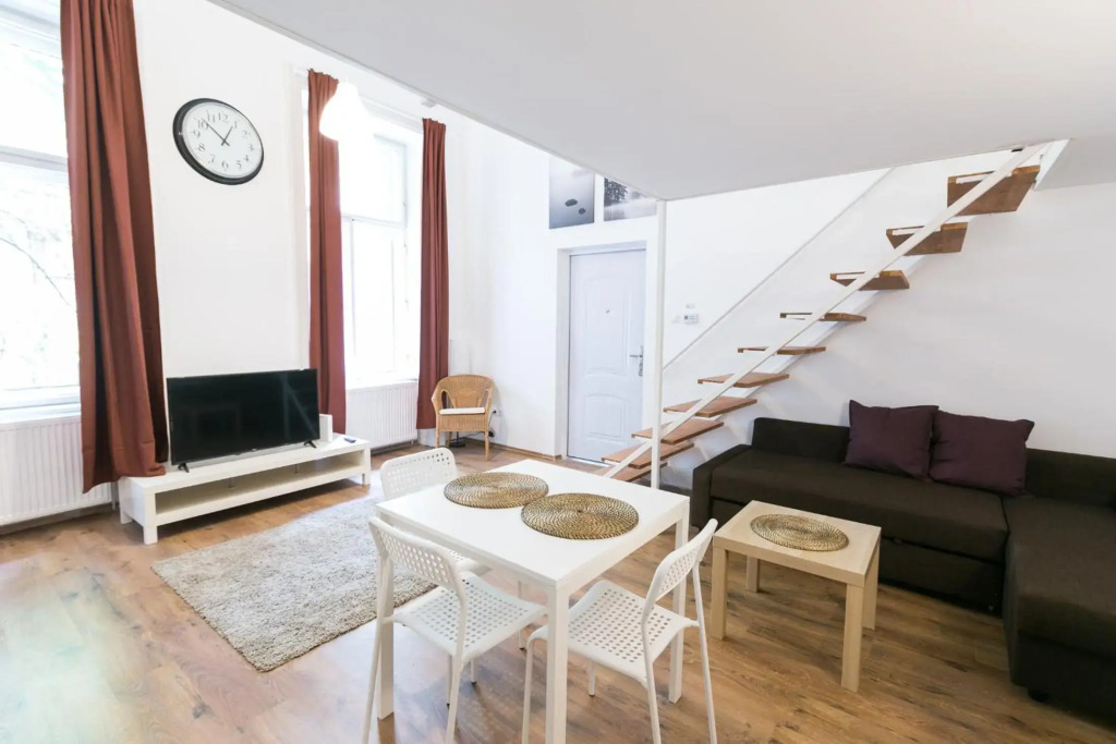 Cosy Studio in Heart of Budapest (RK80B)