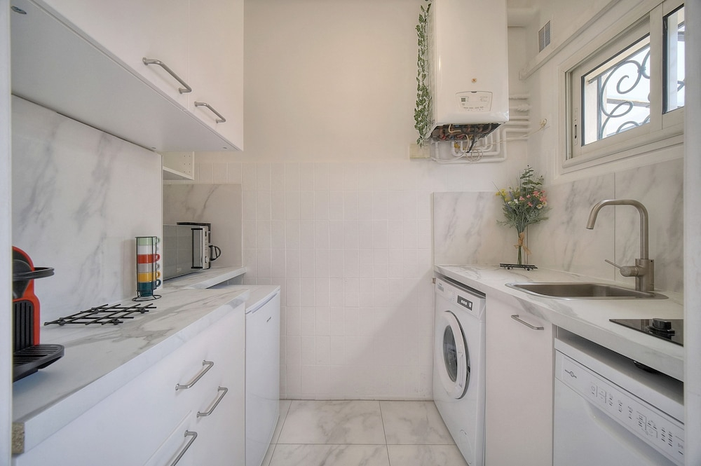 Studio Lumineux 200 m DES Plages A0b192