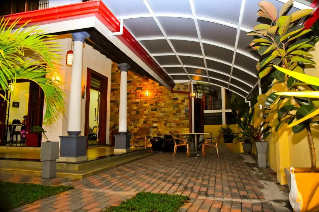 Grand Royal Villa Negombo