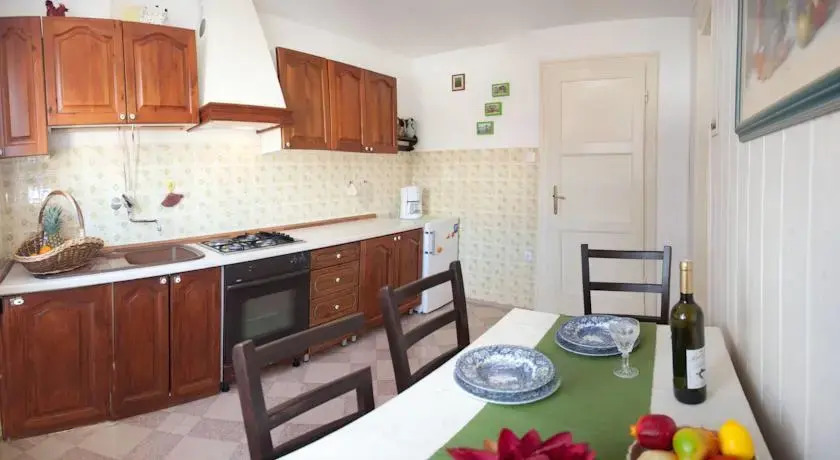 Apartment Barbaras Inheritance