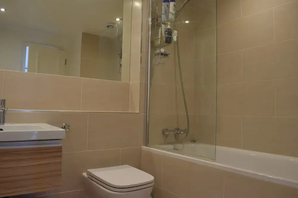 Modern 2 Bedroom Home In Maida Vale