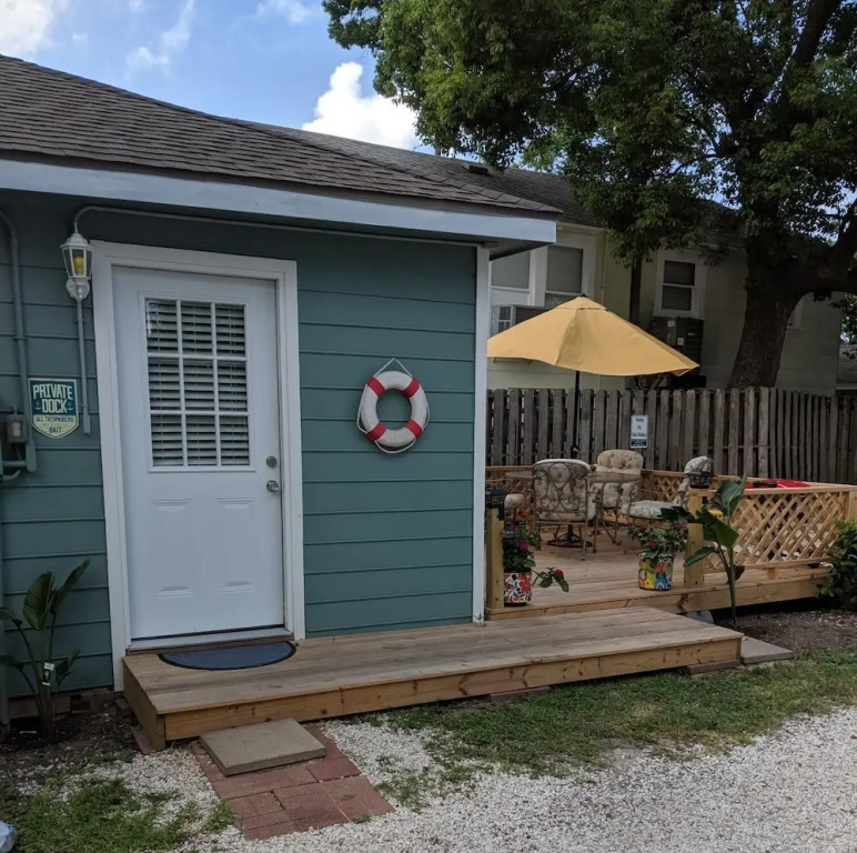 Come Friday Cottages