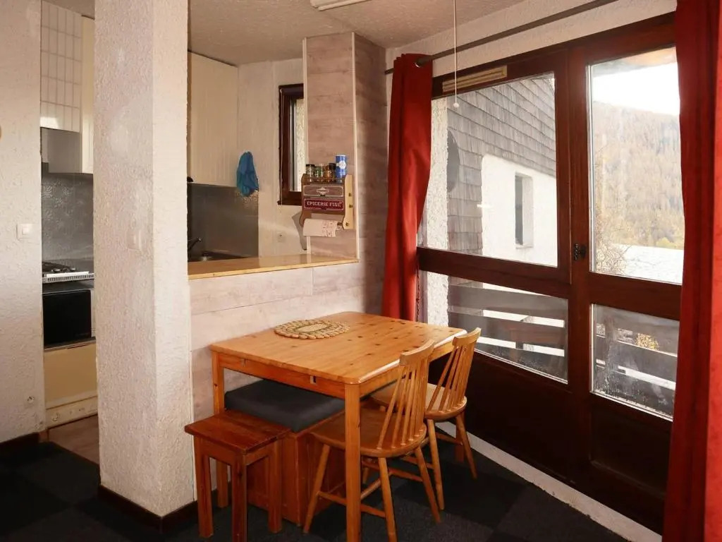 Studio Les Orres, 1 pièce, 4 personnes - FR-1-322-192