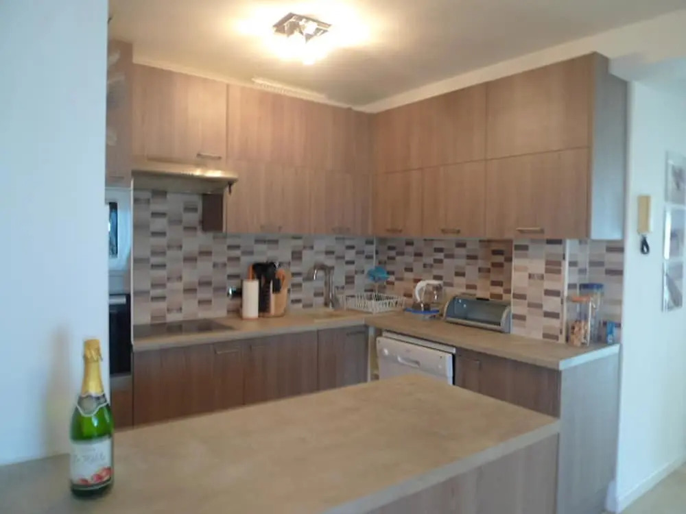Beautiful 3 bed 2 Bath Penthouse Free Wifi & Parking, A/c, Fantastic sea Views