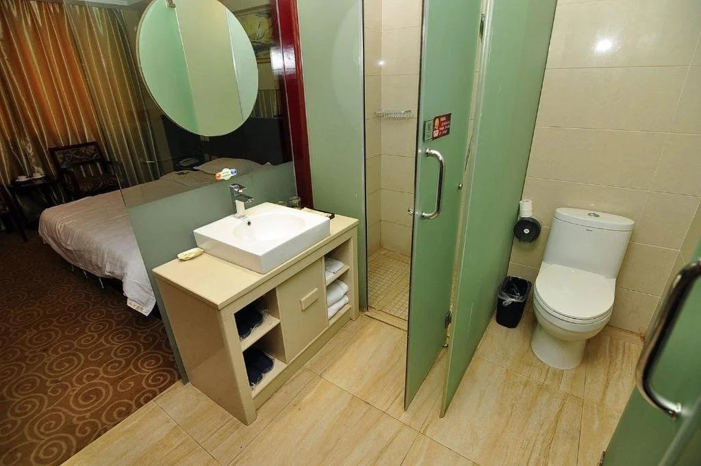 Hong He Hotel(昆明红河宾馆（火车站店）)