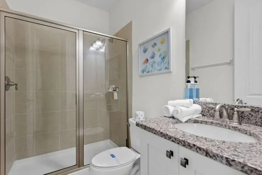 320-6-pc-pet Friendly 6 Bedroom Home With Game Room