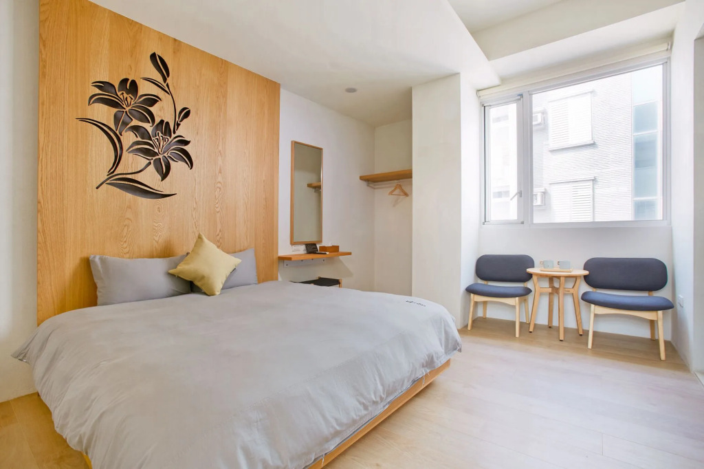 Wood Whispering Residence