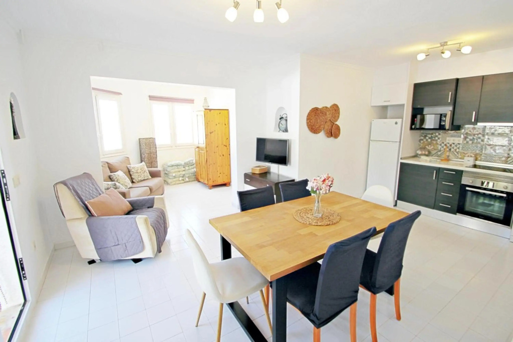 Aaron - holiday home with stunning views and private pool in Calpe