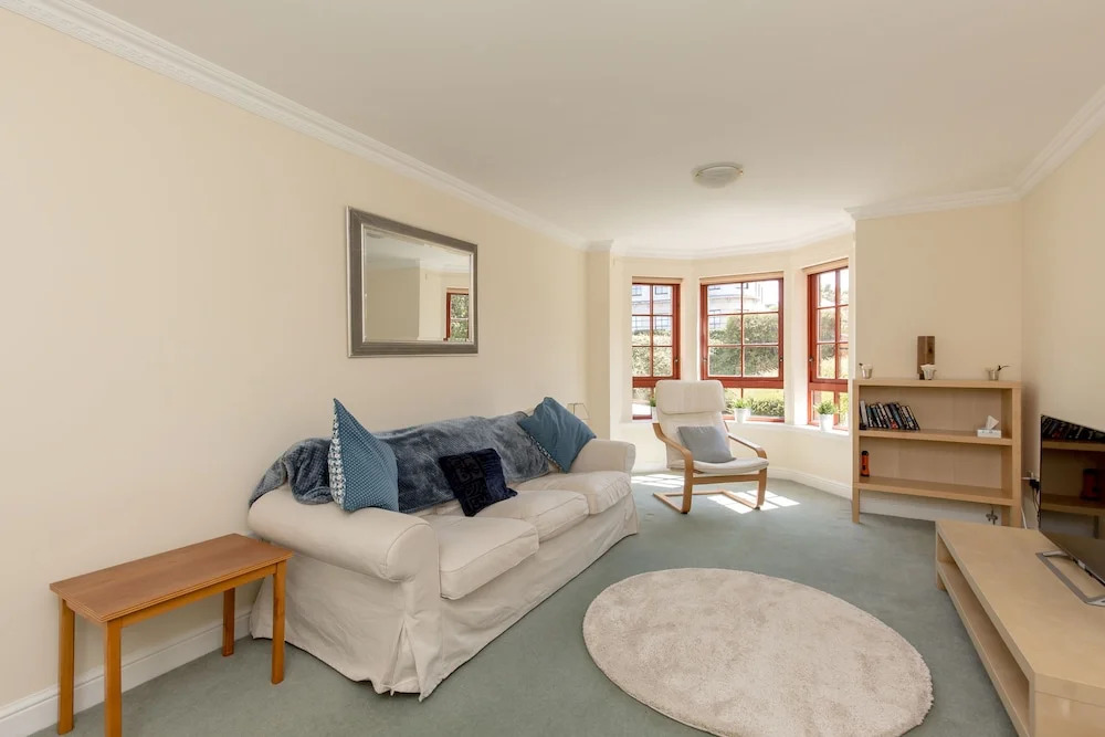 418 - Orchard Brae Avenue Apartment 3
