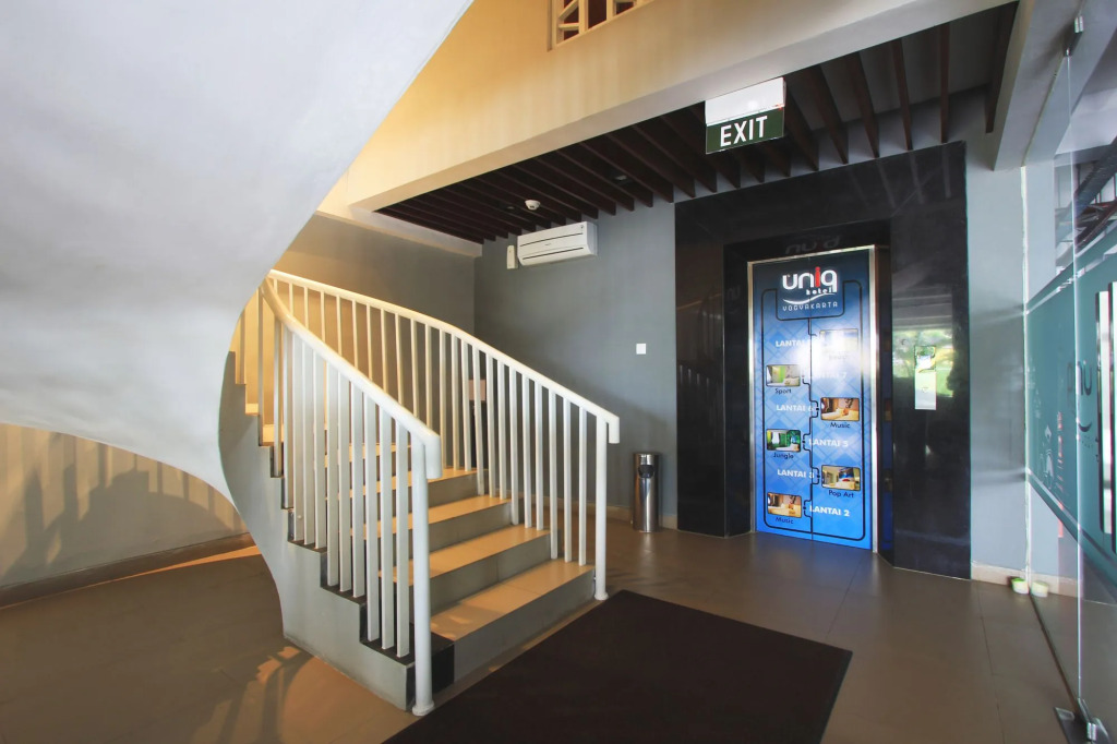 Uniq Hotel
