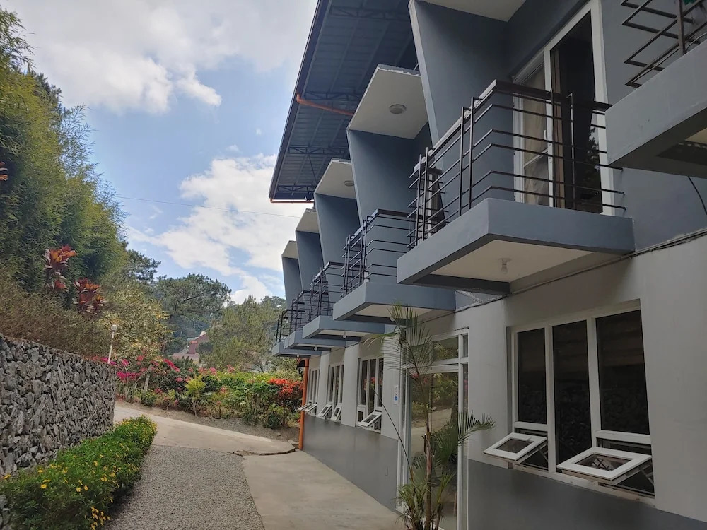 Pinewoods Gusest House