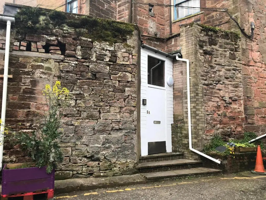 Stylish 2nd Floor Georgian 1 Bedroom Apartment
