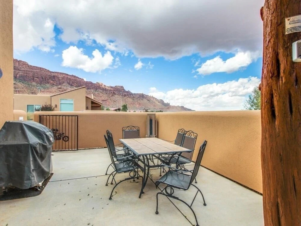 Roberts Roost ~ W4 3 Bedroom Condo