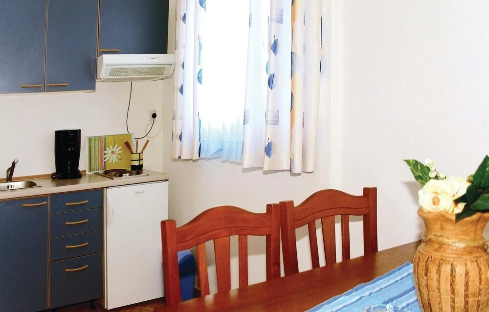 Lovely Home In Podstrana