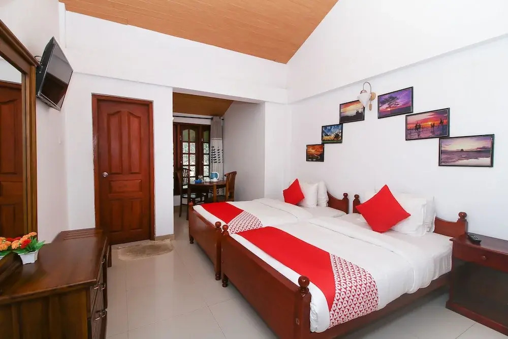 OYO 529 Thilina Hotel & Restaurant