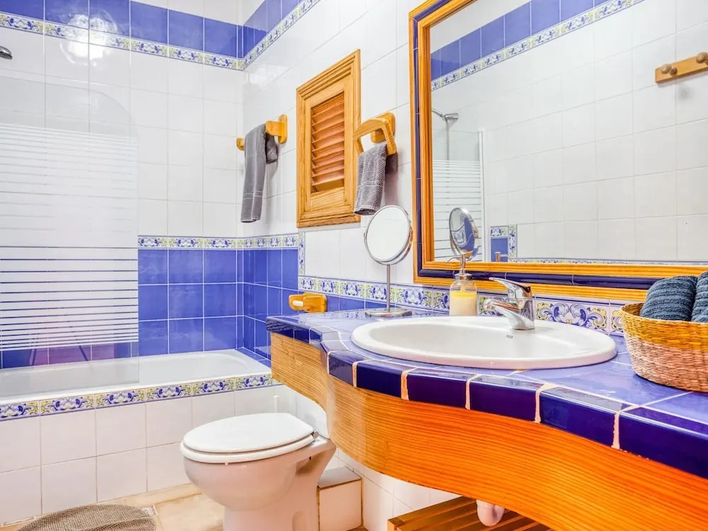 Cosy Holiday Home in S'illot-cala Morlanda With Sea Nearby
