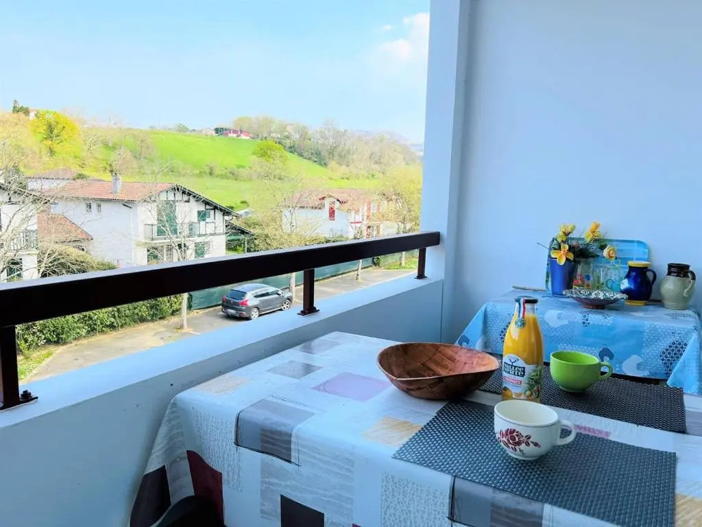Appartement Cambo-les-Bains, 1 pièce, 3 personnes - FR-1-495-64