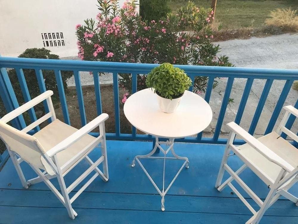 Milos Inn & Maisonette