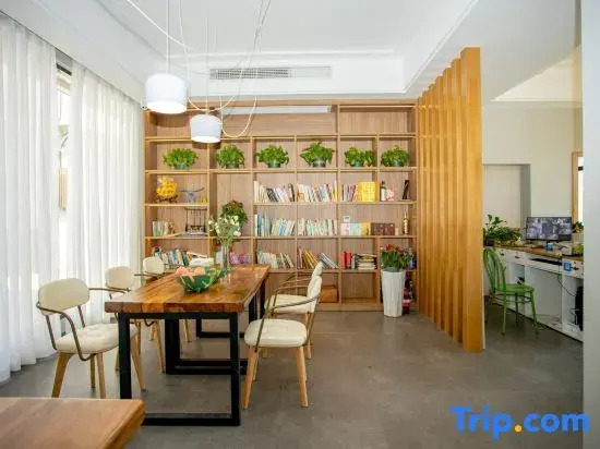 Jinyun Qiyushe Homestay (Xiandu Scenic Area)