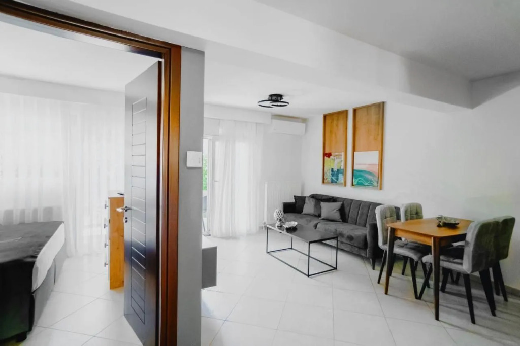 ALEXANDRA Boutique Residence Seaside