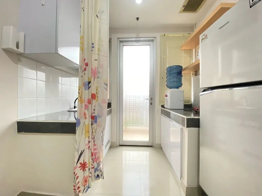 Spacious And Tidy 1Br Apartment At Sudirman Suites Bandung