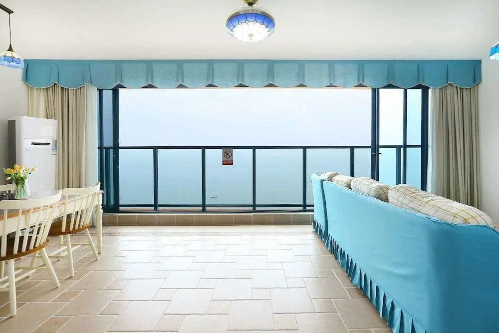 Little Prince Holiday Hotel