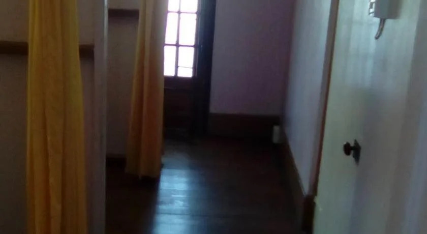 Robert's Guesthouse