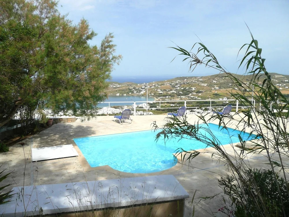 Villa With 2 Bedrooms in Paros, With Wonderful sea View, Pool Access,