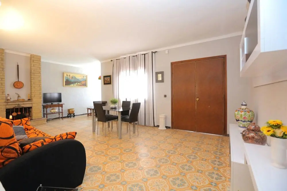 Villa Tranquila Para 8 Personas en Cambrils