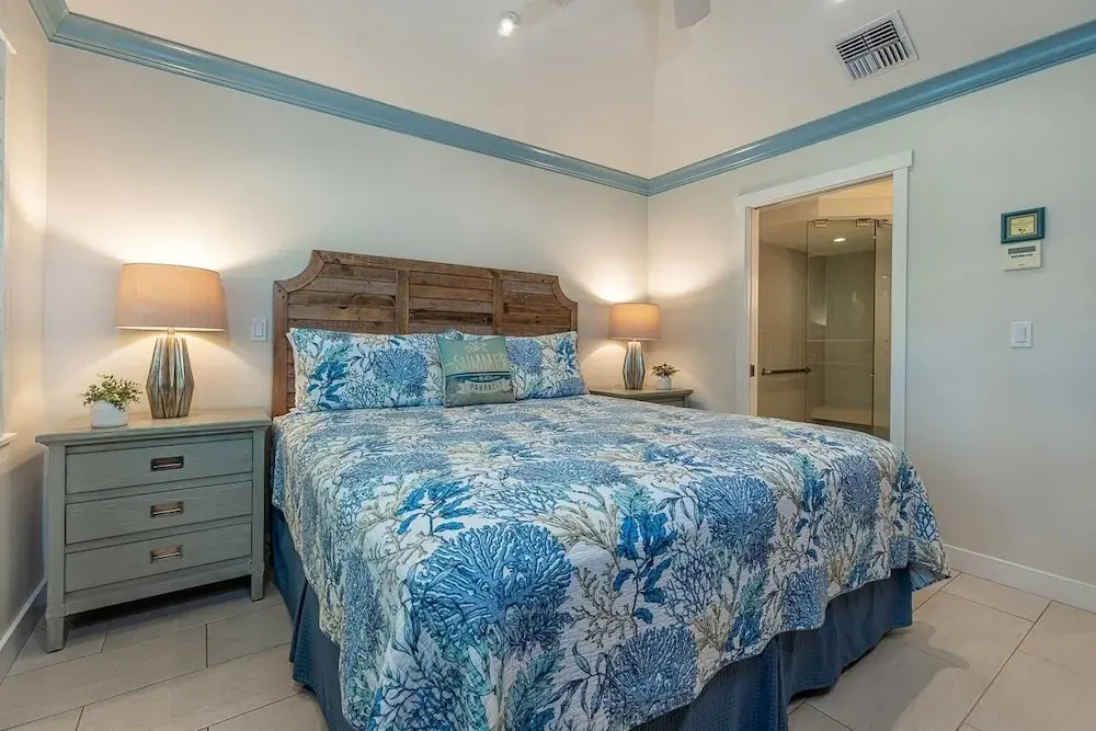 KBM Resorts FREE CAR Maalaea Surf 1-Bedroom Condo with Prime Location and Turtle views MSR-F2