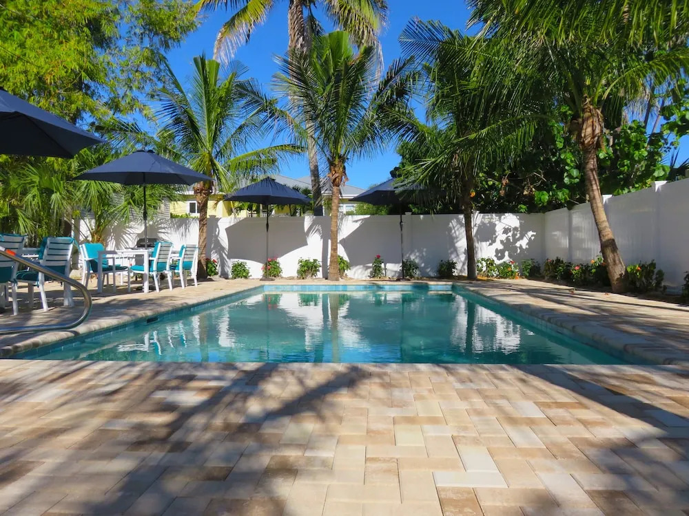 Flamingo Estate #1 - Three Bedroom Apartment
