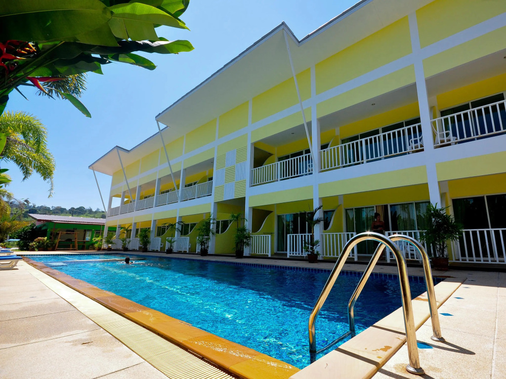 Phuket Airport Sonwa Resort
