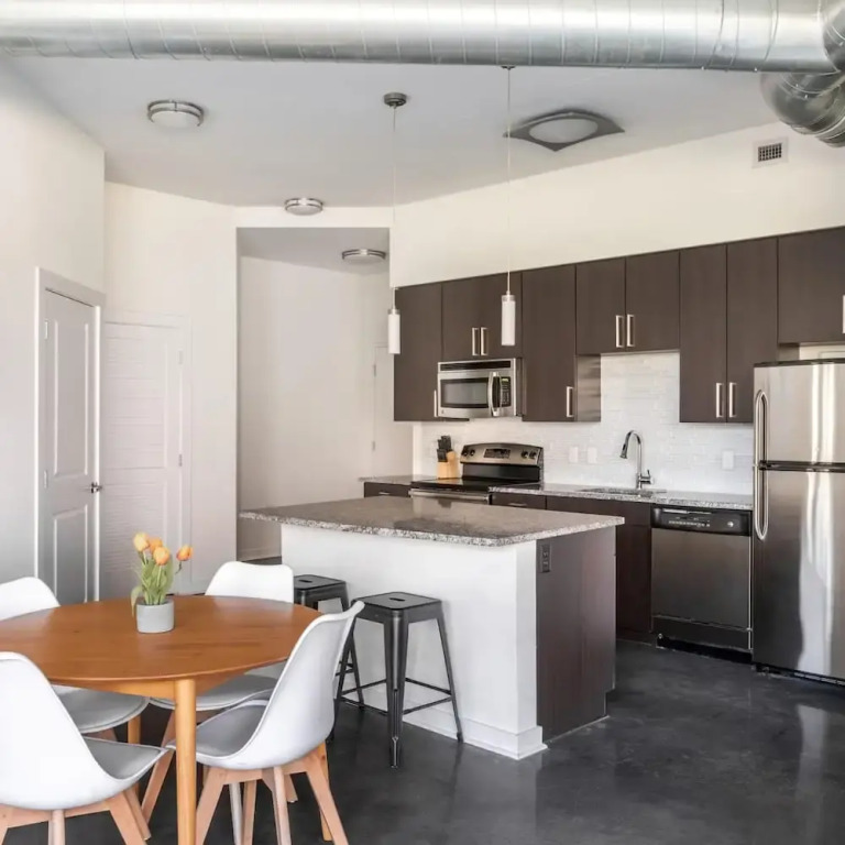 Kasa Modern 2 BD Free Parking Alexandria