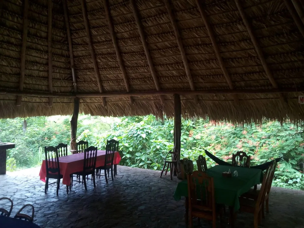 El Porvenir Eco-Lodge
