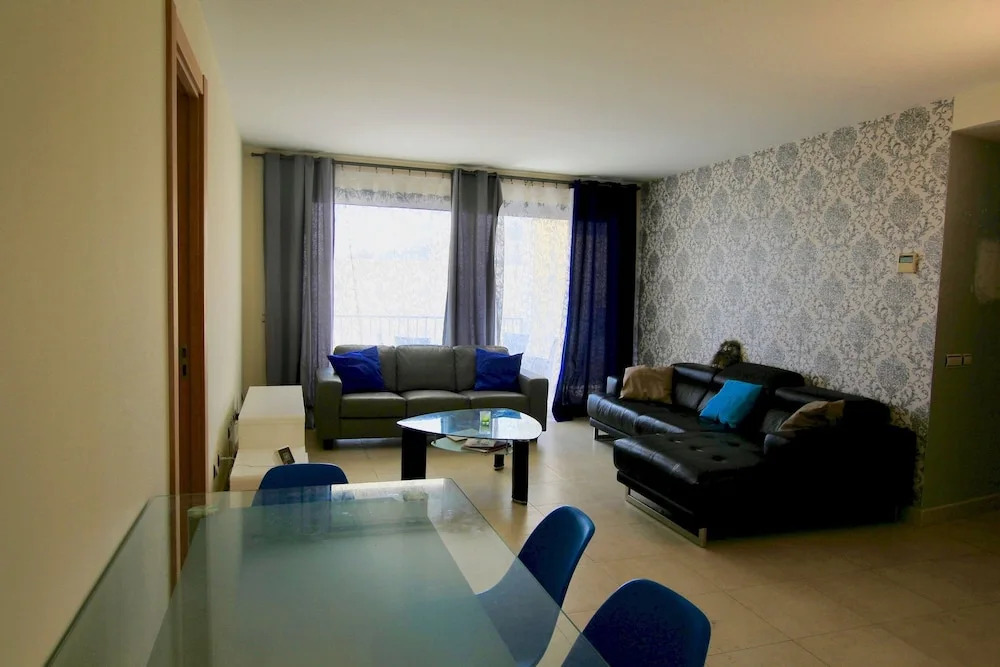 Samara 3 - Modern 2BR in Samara Resort Marbella, Indoor and Outdoor Pools, SPA