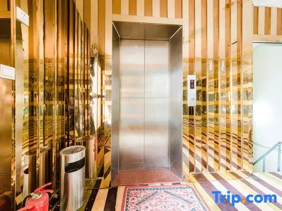 Shengjia Business Hotel