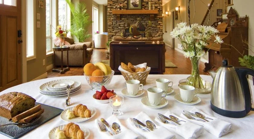 Woodside Inn