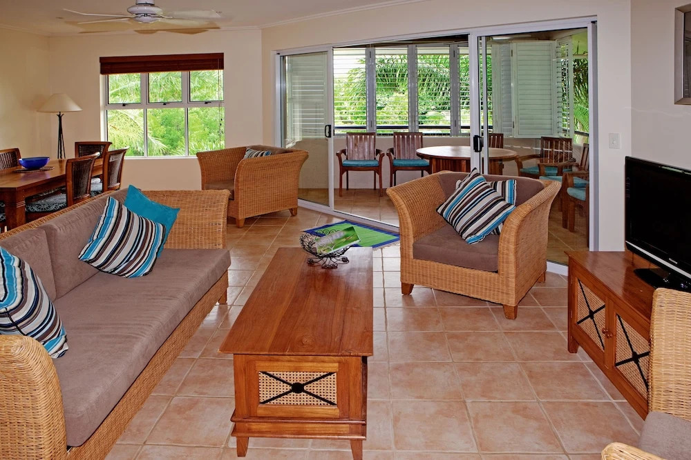 Cayman Villas Port Douglas