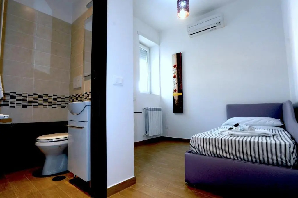 Kings Of Rome Apartments