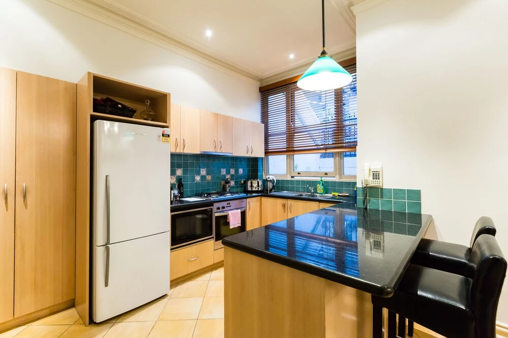 HANNA, 3BDR Melbourne Apartment