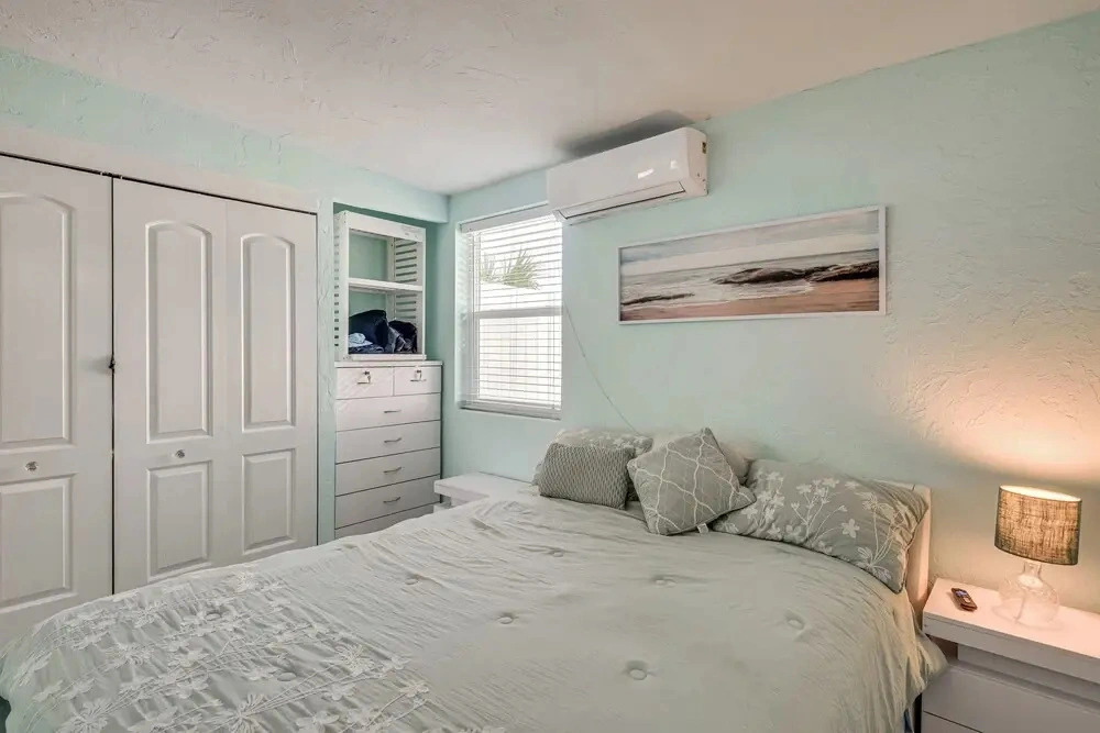 Walk to Ocean! Home w/ Large Yard in Ormond Beach