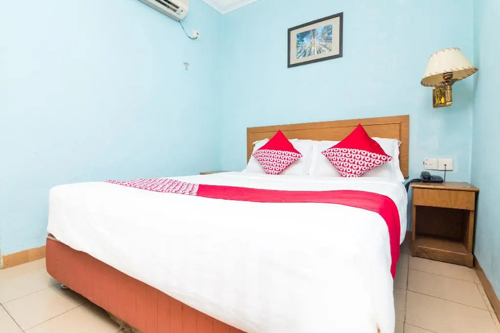 OYO 1581 Hotel Grand Palace