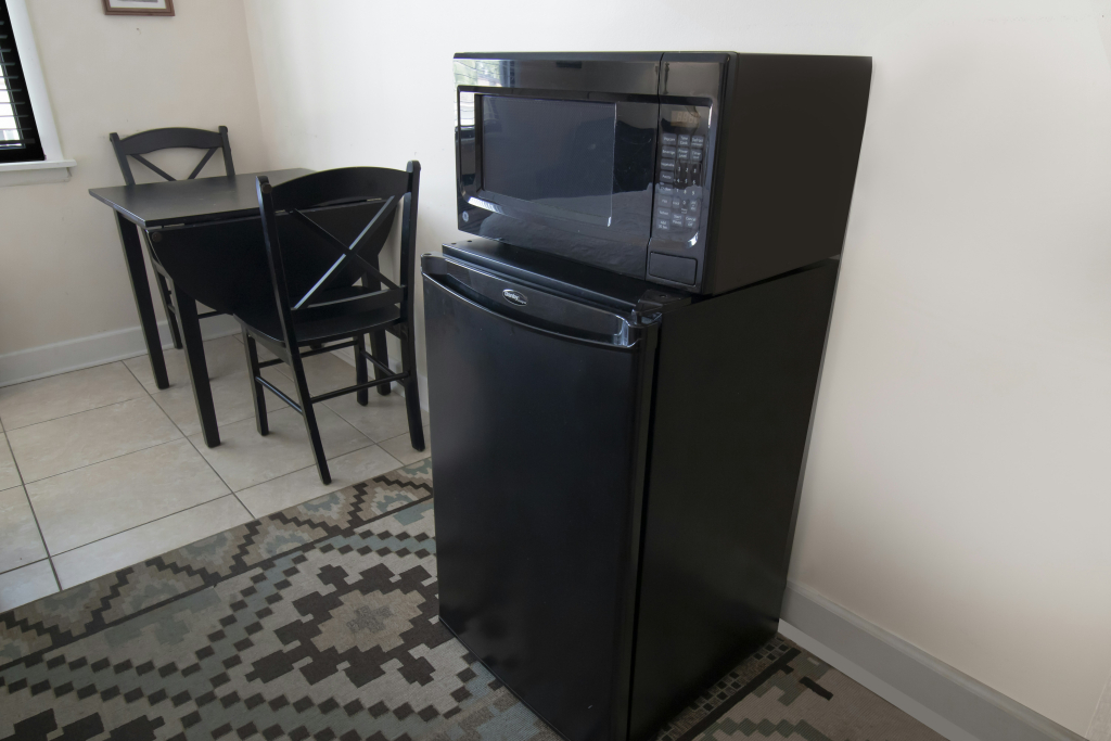 The Oceanfront Litchfield Inn 251